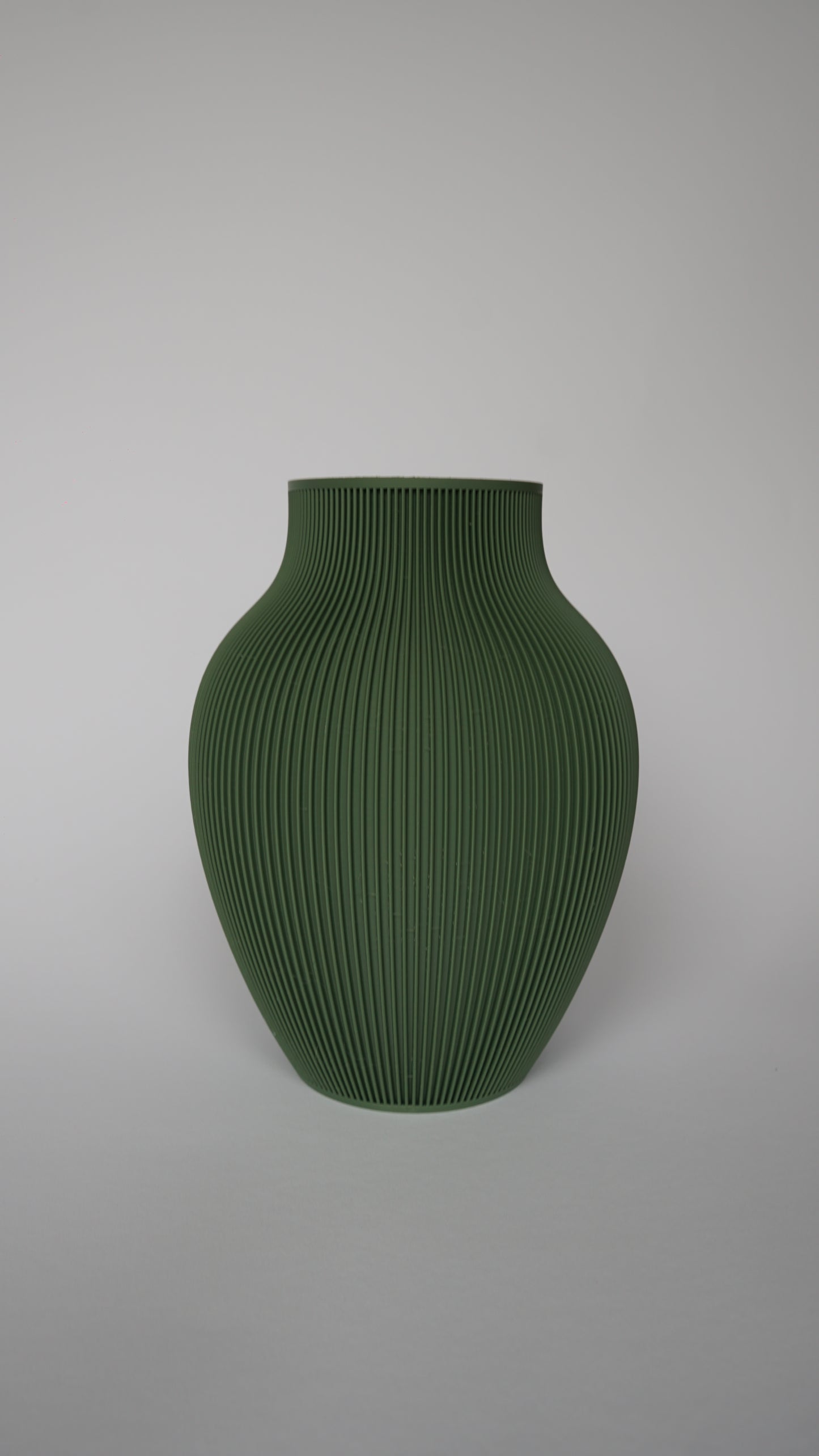Hiku Vase