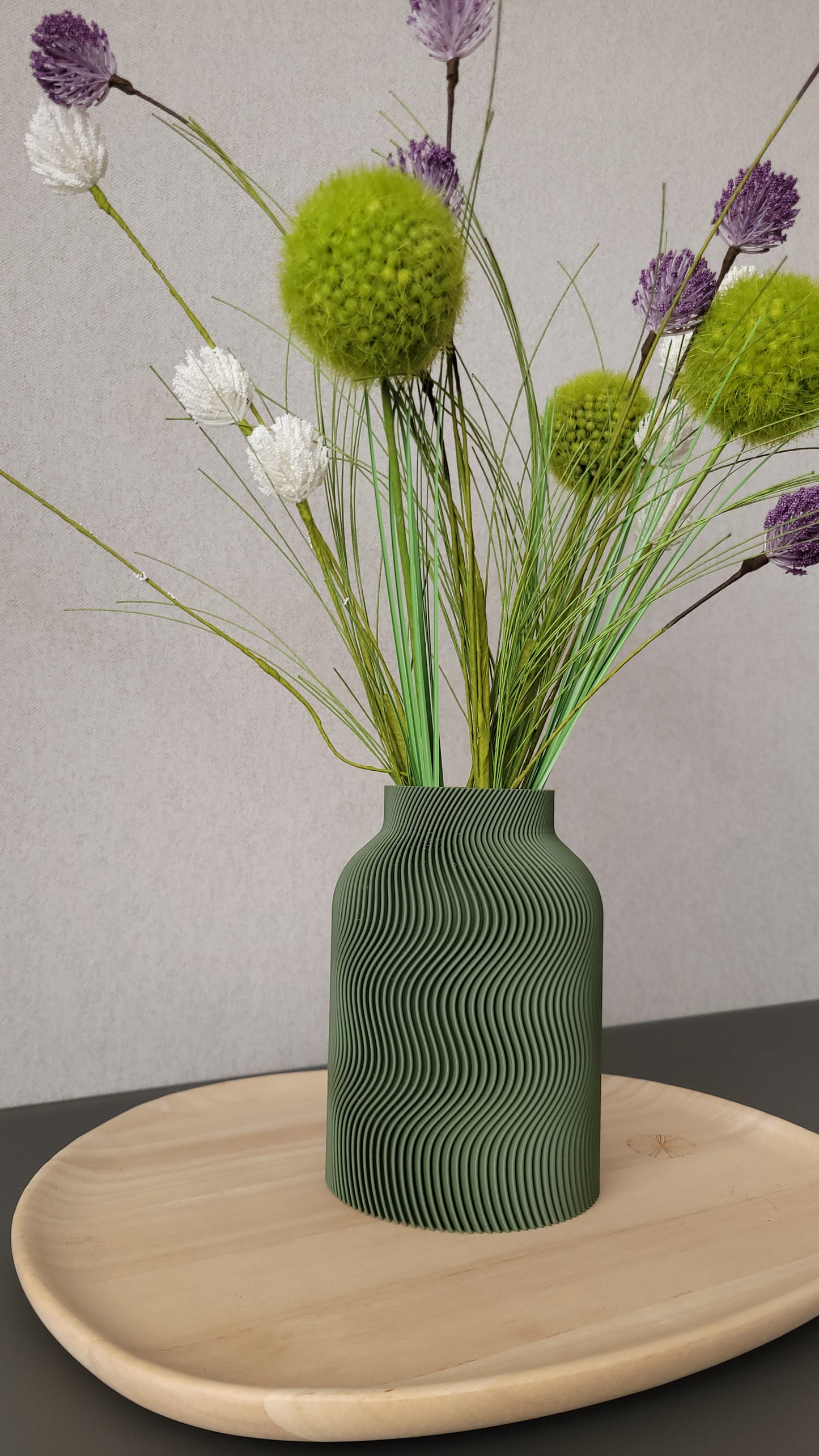 Luna Vase Grün mit Trockenblumen