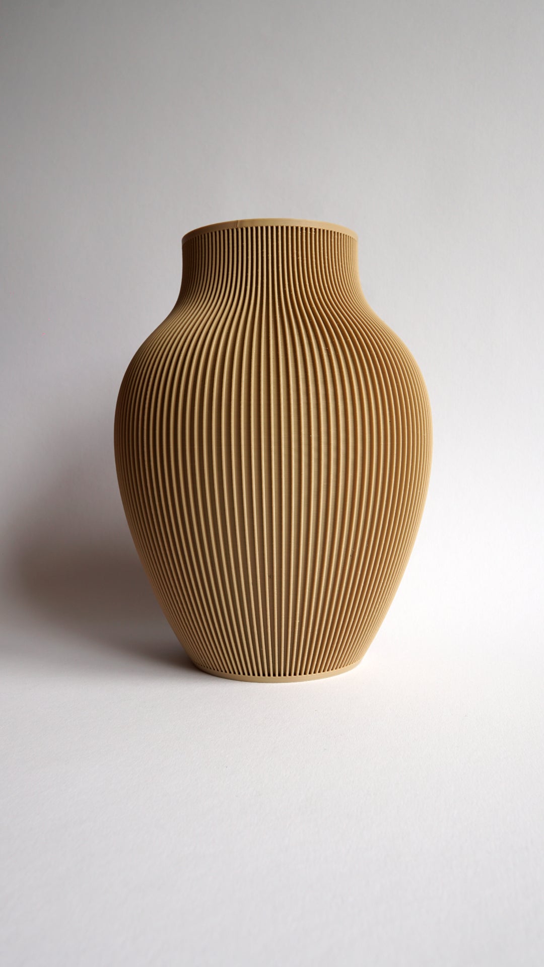 Hiku Vase