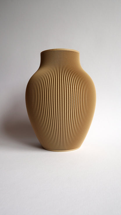 Hiku Vase