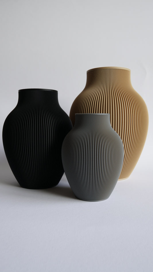 Hiku Vase